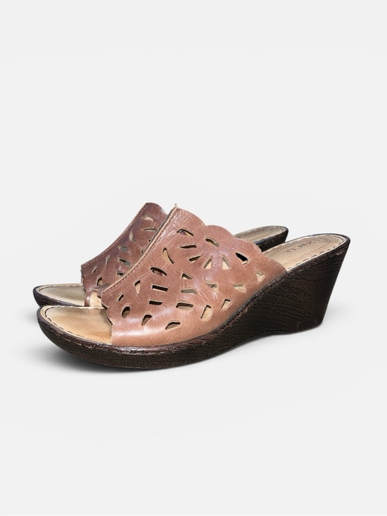 Born Shoes - Børn Leather Laser Cut Wedge Slide Sandals Boho Comfort Size 8